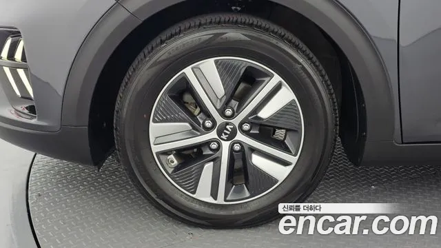 Kia Niro 2019 thumb 11