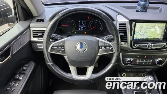 KG_Mobility_Ssangyong Rexton 2019 thumb 2