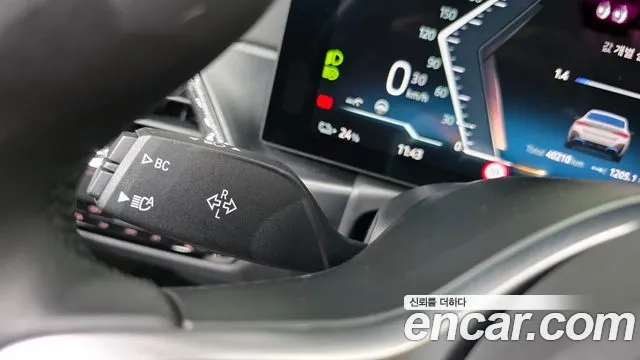 BMW i4 2024 thumb 10