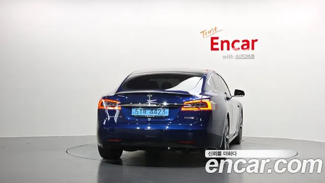 Tesla Model S 2019 thumb 11