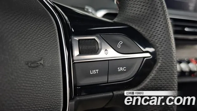 Peugeot 5008 2022 thumb 2