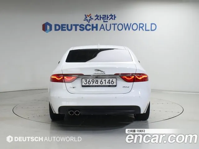 Jaguar XF 2019 thumb 8