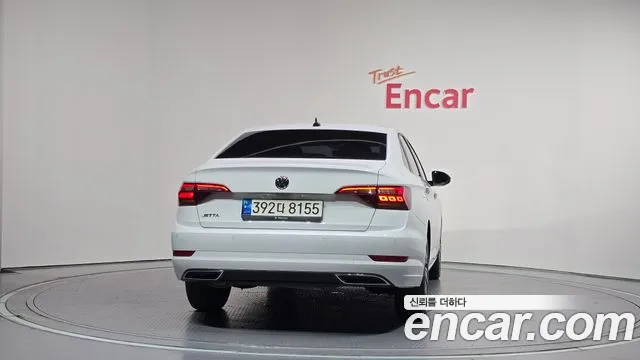 Volkswagen Jetta 2021 thumb 10