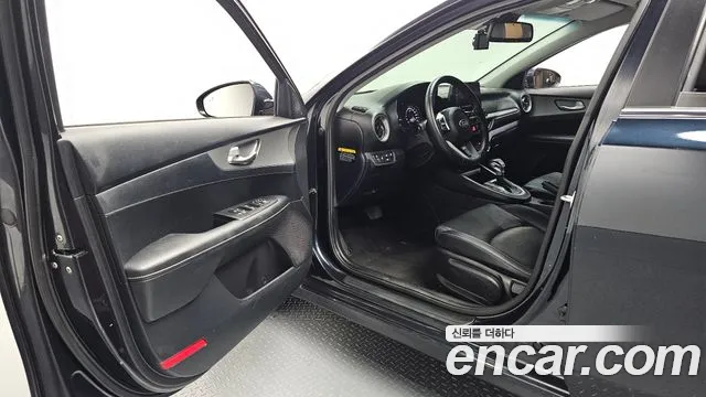Kia K3 2019 thumb 12