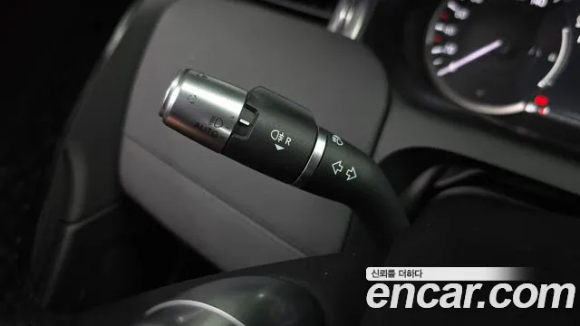 Land Rover Discovery Sport 2020 thumb 3