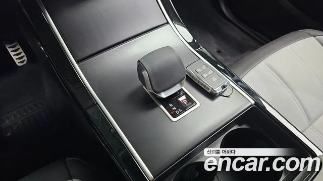 Land Rover Range Rover Evoque 2026 thumb 12