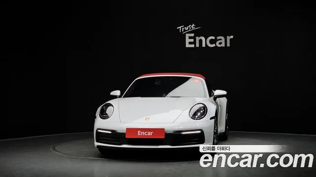 Porsche 911 2021 thumb 8