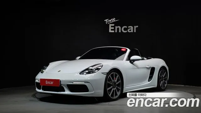 Porsche Cayman 2020 thumb 6