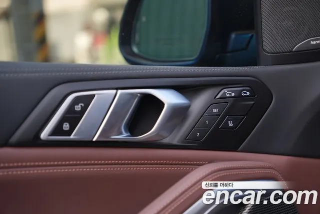 BMW X6 2023 thumb 8