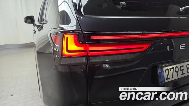 Lexus LX 2025 thumb 2
