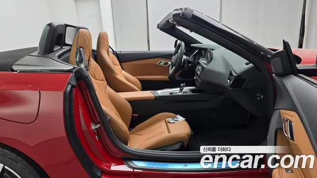 BMW Z4 2025 thumb 11