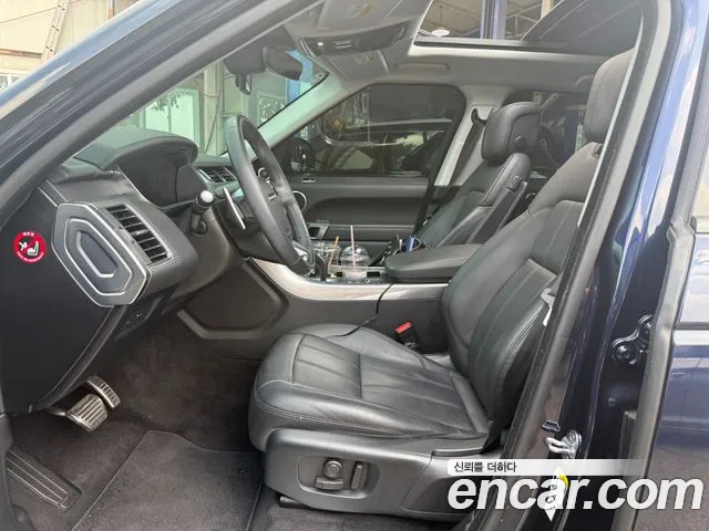 Land Rover Range Rover Sport 2019 thumb 8