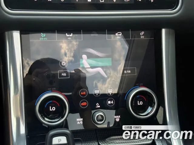 Land Rover Range Rover Sport 2019 thumb 4