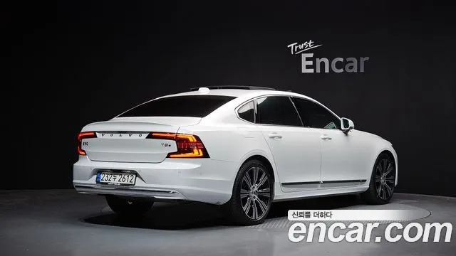 Volvo S90 2025 thumb 11