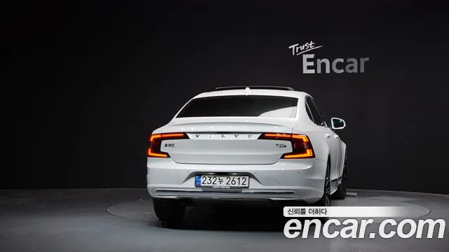 Volvo S90 2025 thumb 2