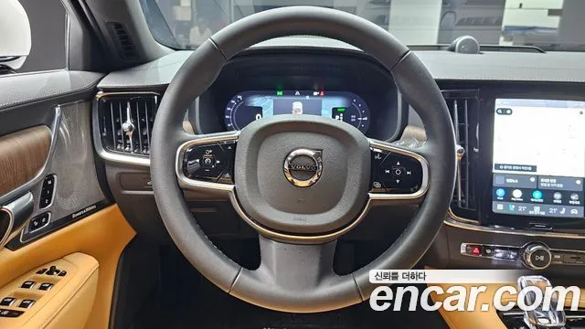 Volvo S90 2025 thumb 4