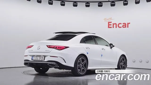 Mercedes-Benz CLA 2020 thumb 11