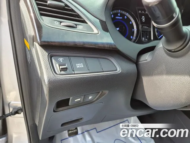 Hyundai Grandeur 2014 thumb 4
