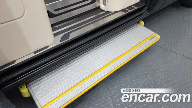 Mercedes-Benz Sprinter 2023 thumb 12