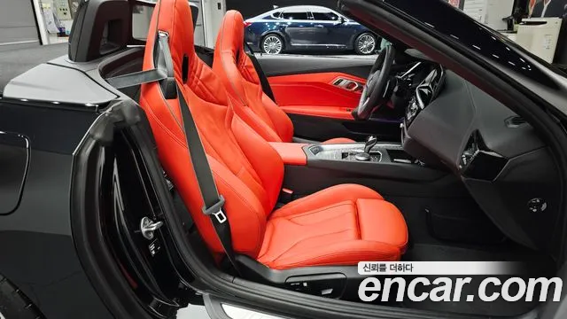 BMW Z4 2025 thumb 11