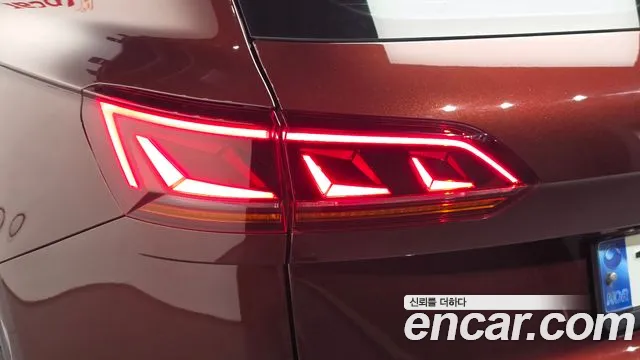 Volkswagen Touareg 2023 thumb 3