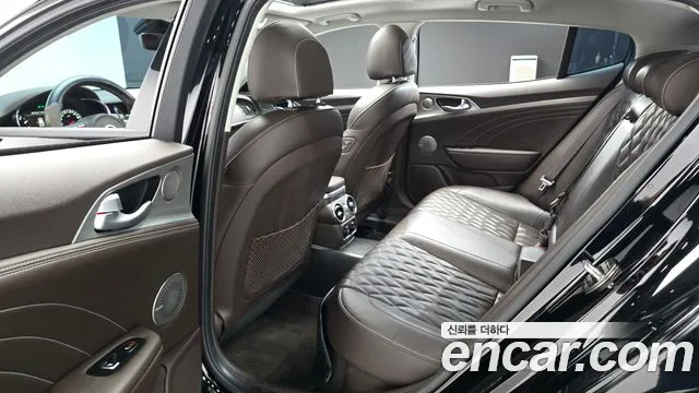Kia Stinger 2020 thumb 6