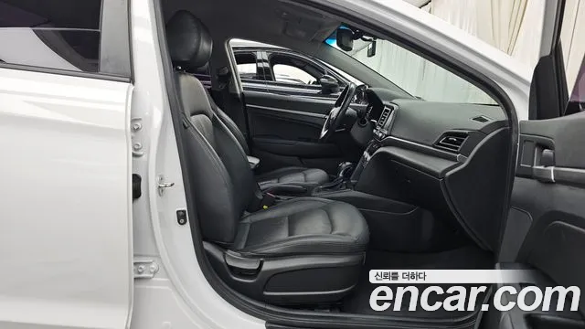 Hyundai Avante 2019 thumb 6