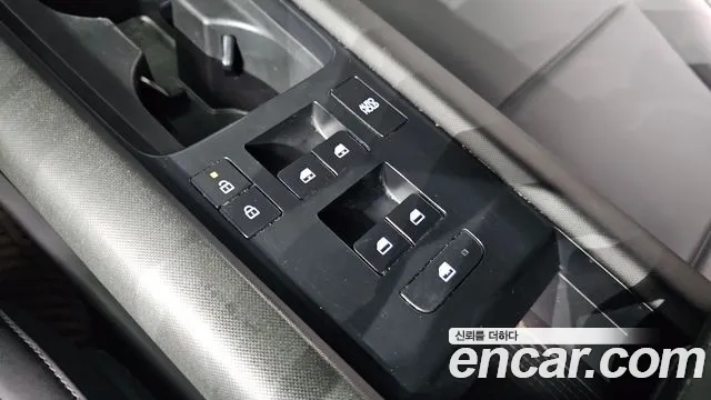 Hyundai IONIQ 6 2022 thumb 6