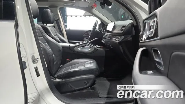 Mercedes-Benz GLE 2021 thumb 9