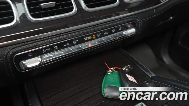 Mercedes-Benz GLE 2021 thumb 4