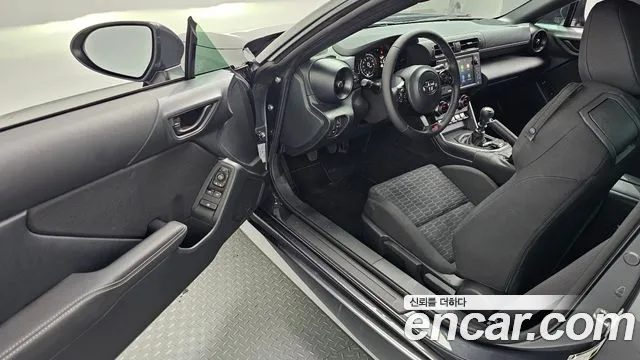 Toyota GT86 2026 thumb 9