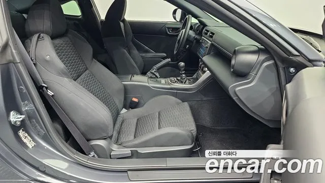 Toyota GT86 2026 thumb 6