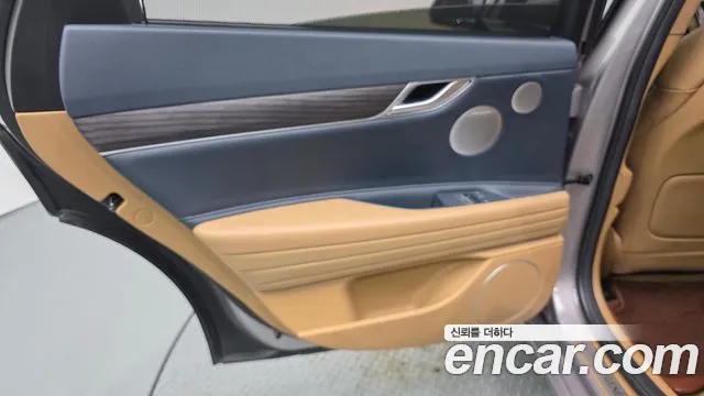 Genesis G80 2025 thumb 12