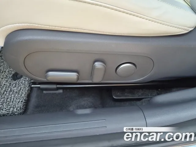 Hyundai Kona 2025 thumb 5