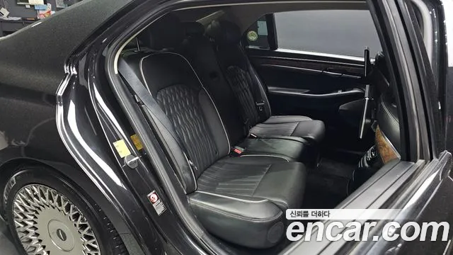 Genesis G90 2019 thumb 3