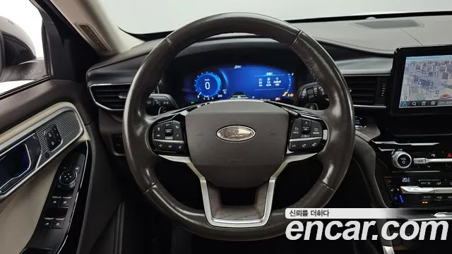 Ford Explorer 2021 thumb 5