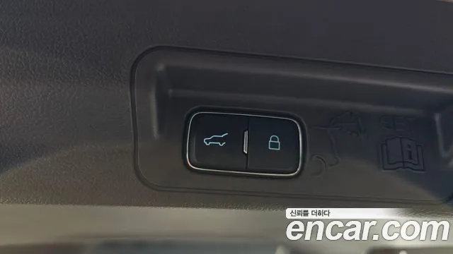 Ford Explorer 2021 thumb 9