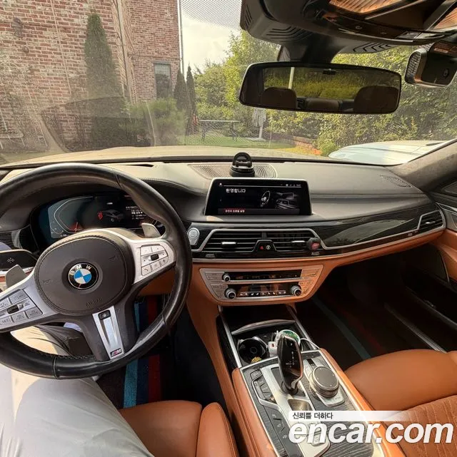 BMW 7 серии 2020 thumb 11