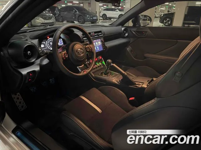 Toyota GT86 2026 thumb 10