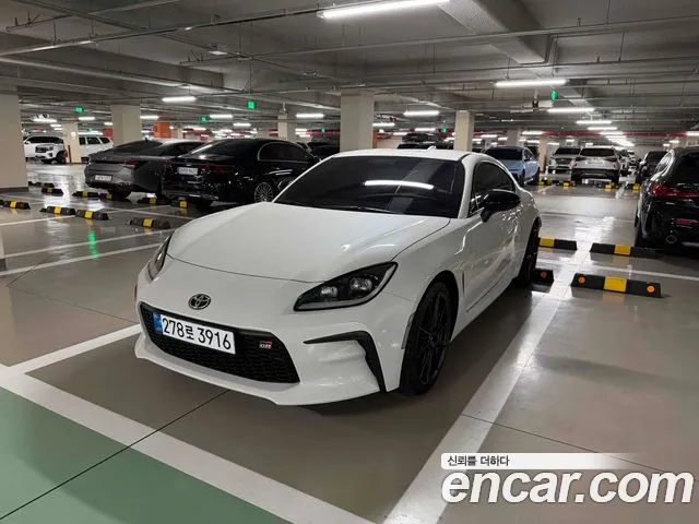 Toyota GT86 2026 thumb 11
