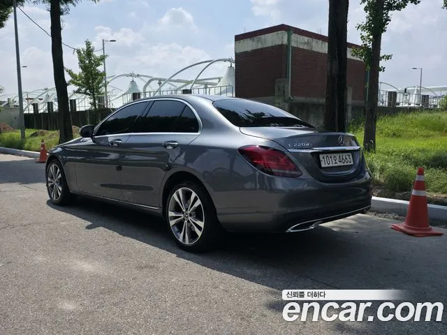 Mercedes-Benz C-Класс 2019 thumb 9