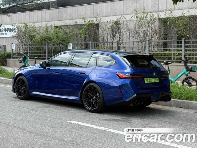 BMW M5 2026 thumb 8