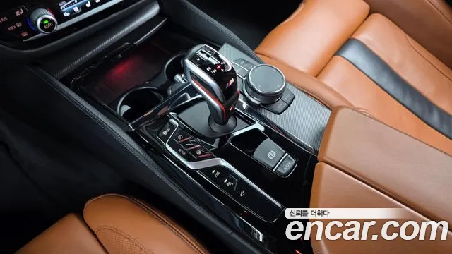BMW M5 2019 thumb 9