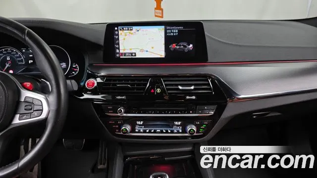 BMW M5 2019 thumb 4