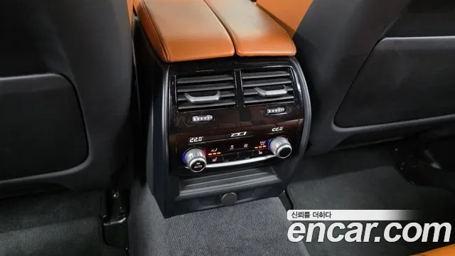 BMW M5 2019 thumb 2