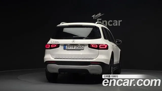 Mercedes-Benz GLB 2021 thumb 3