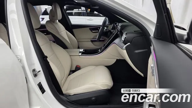 Mercedes-Benz C-Класс 2025 thumb 9
