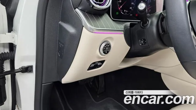 Mercedes-Benz C-Класс 2025 thumb 8
