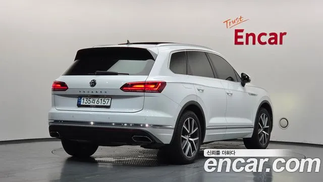 Volkswagen Touareg 2020 thumb 4
