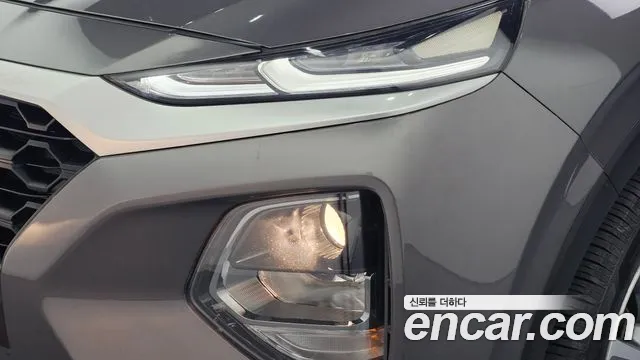 Hyundai Santa Fe 2019 thumb 6